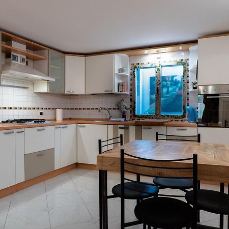 Ferienwohnung Casa Matilde Piano Terra 100Mq Con Parking E Piscina Ferrara Exterior foto