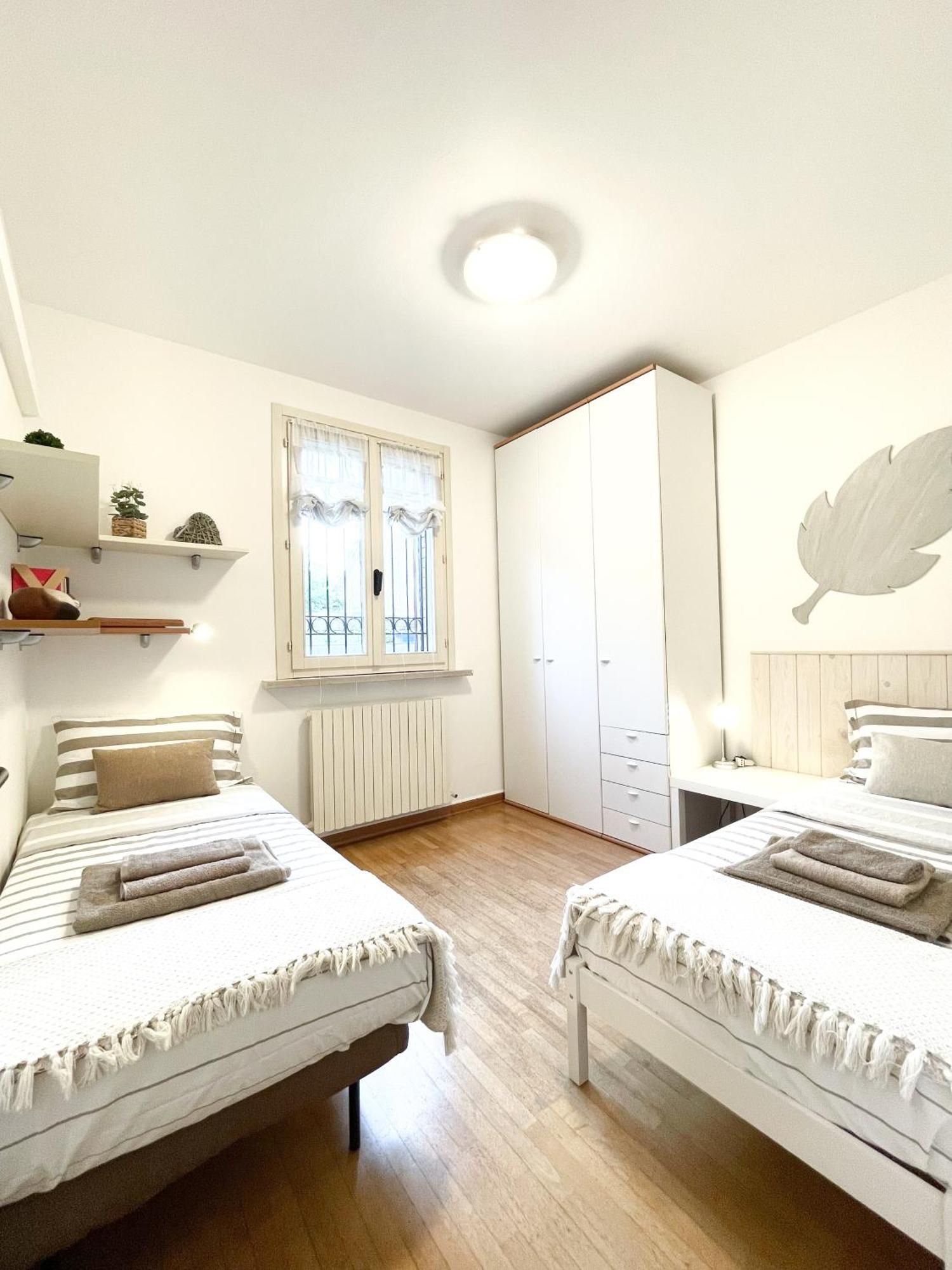 Ferienwohnung Casa Matilde Piano Terra 100Mq Con Parking E Piscina Ferrara Exterior foto